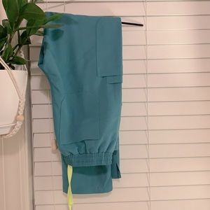 Figs marine yola small regular NWOT